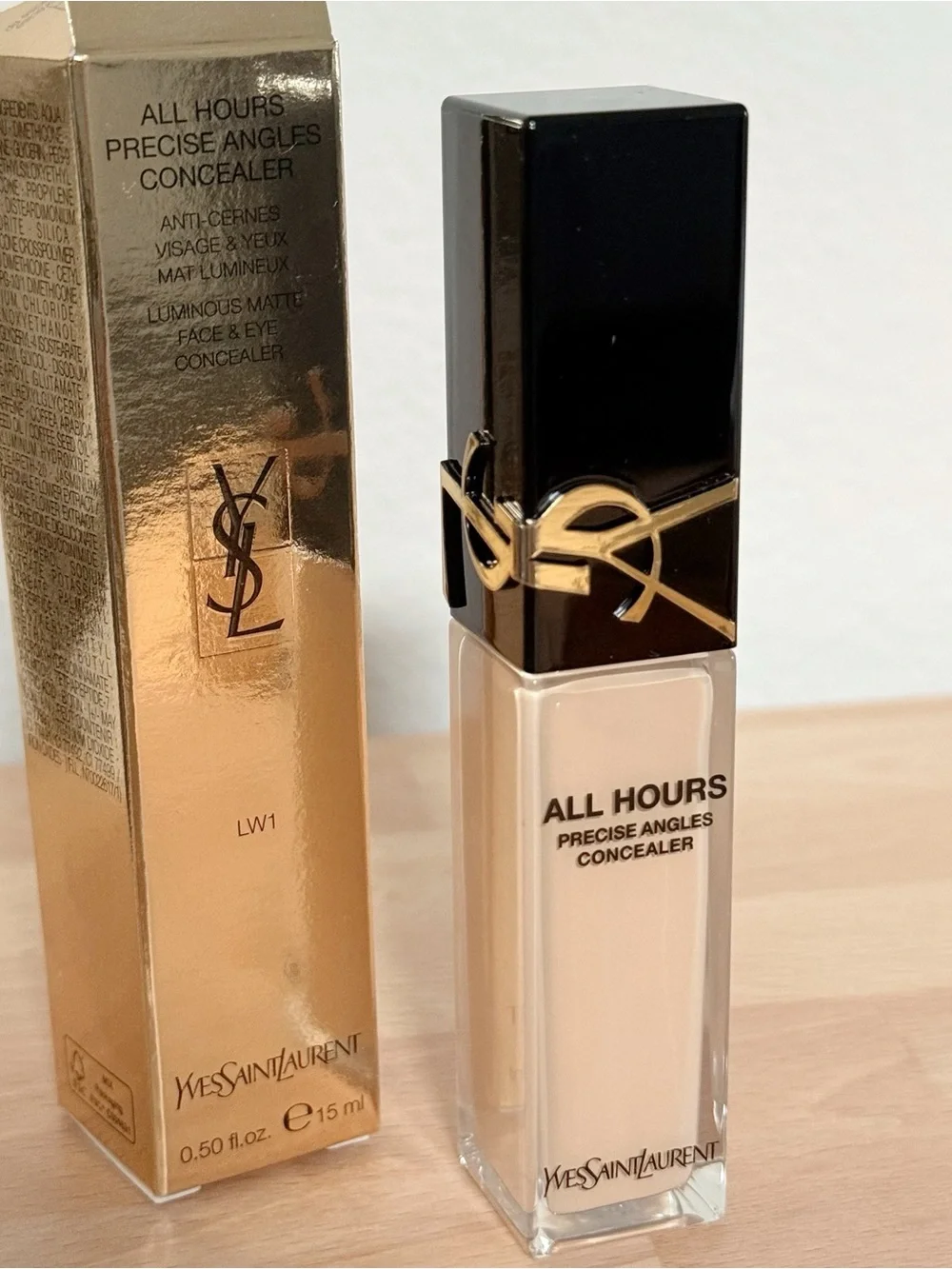 Yves Saint Laurent All Hours Precise Angles Concealer - Light Shade LW1